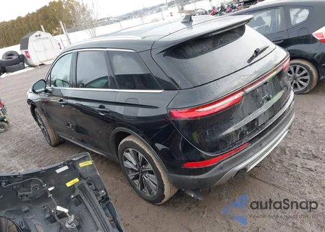 2022 Lincoln Corsair Reserve z USA, uszkodzony, nr VIN 5LMCJ2D91NUL33170